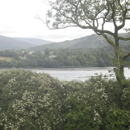 Abbey Court Hotel Killowen