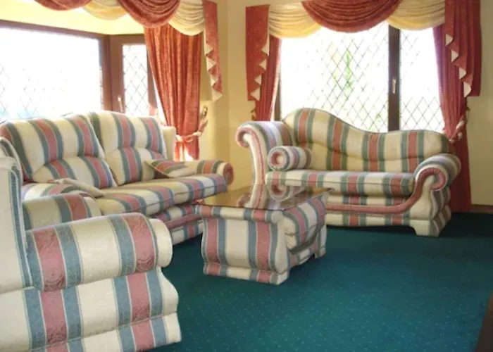 Abbey Court Killowen